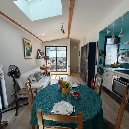Le Cathédrale Maison De Cosy Bien équipé Avec Belle Terrasse Aménagée En Plein Centre De à 2 Mn à Pied De La Cathédrale, Parking Gratuit à Proximité Proche Des Plages Du Débarquement Apartamento *