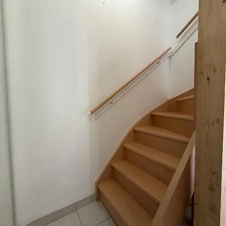 Le Cathédrale Maison De Cosy Bien équipé Avec Belle Terrasse Aménagée En Plein Centre De à 2 Mn à Pied De La Cathédrale, Parking Gratuit à Proximité Proche Des Plages Du Débarquement Apartamento