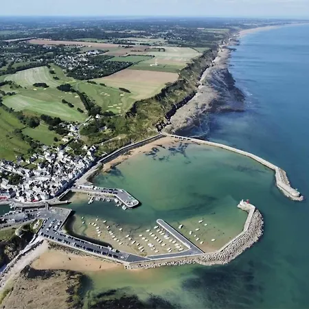 Le Cathédrale Maison De Cosy Bien équipé Avec Belle Terrasse Aménagée En Plein Centre De à 2 Mn à Pied De La Cathédrale, Parking Gratuit à Proximité Proche Des Plages Du Débarquement Apartamento *
